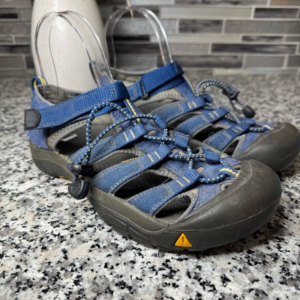 Keen | Kids Newport H2 Sandals Size 6
